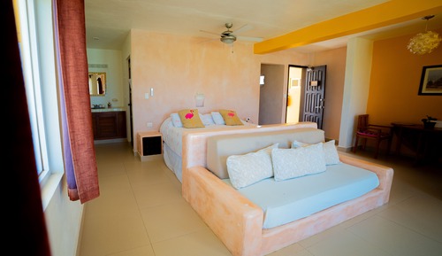 Habitación triple de lujo, 1 cama de matrimonio grande con sofá cama, vistas al mar