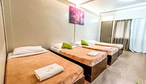 Habitación cuádruple Deluxe, balcón, vistas al jardín (Eco Quad)