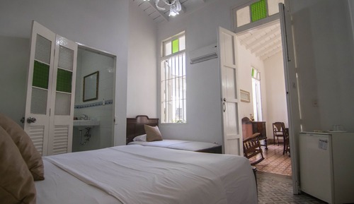 Habitación triple clásica