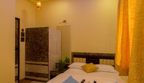 Habitación Deluxe con 1 cama doble o 2 individuales, 1 cama doble, fumadores