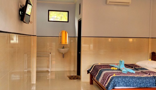 Habitación triple Deluxe, balcón, vistas a la piscina