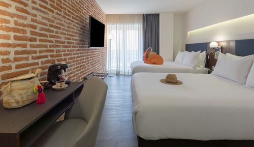 Habitación superior, 2 camas de matrimonio, no fumadores