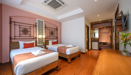 Woo Classic Twin Bed