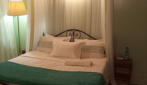 Habitación con 1 cama doble o 2 individuales