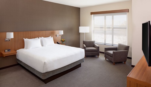 Suite, 1 cama de matrimonio grande con sofá cama, accesible para personas con discapacidad, bañera