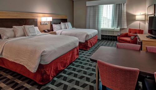 Estudio, 2 camas de matrimonio