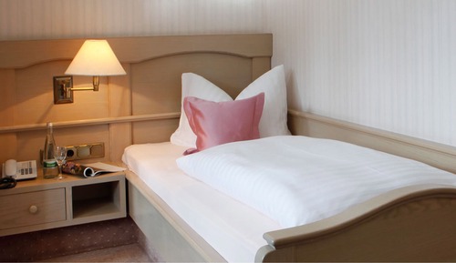 Habitación individual, vistas al complejo turístico