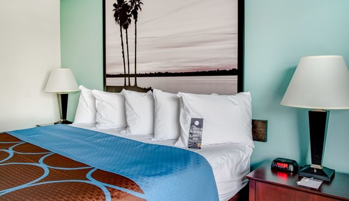 Habitación Deluxe, 1 cama de matrimonio grande, no fumadores (Tub with Grab Bars)