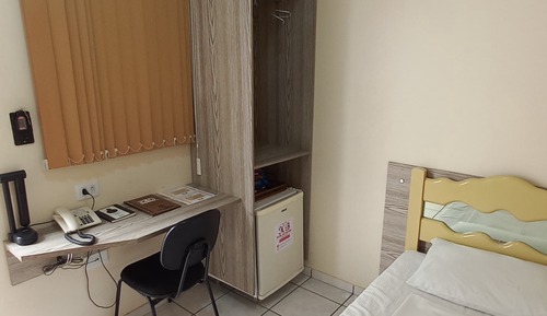 Habitación estándar, 1 cama individual, no fumadores, baño privado