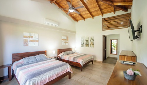 Habitación superior con 2 camas individuales