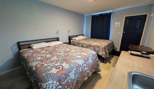 Habitación económica doble, 2 camas dobles