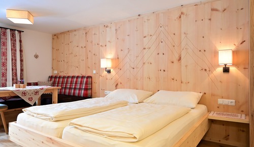 Apartamento Confort, 1 cama de matrimonio grande (Marienberg  incl. Cleaning Fee 60 EUR)