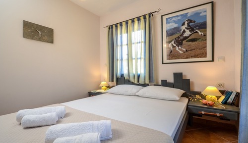 Apartamento de lujo, 2 habitaciones, vistas al mar