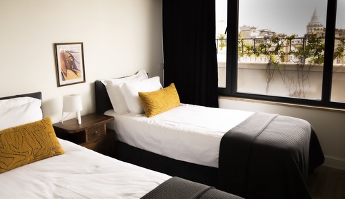 Ático exclusivo, 2 habitaciones, 2 baños, vistas a la ciudad