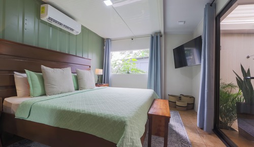 Estudio Deluxe, 1 cama de matrimonio grande, no fumadores, vistas a la montaña