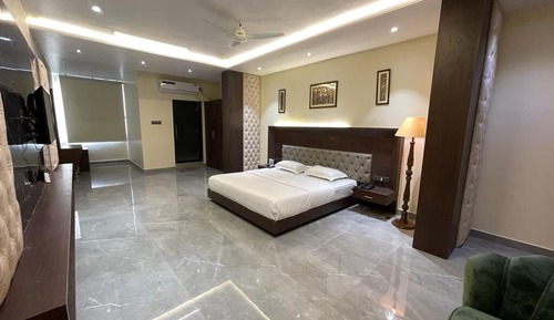 Executive Single Suite