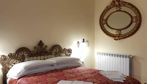 Suite estudio Deluxe (Giovanna la pazza)