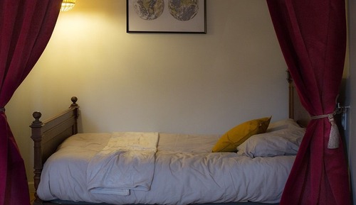 Habitación cuádruple panorámica, baño privado (Chambre sous les toits)