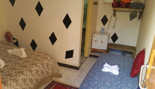 Habitación triple económica, 1 habitación