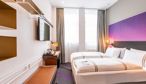 Habitación estándar con 1 cama doble o 2 individuales