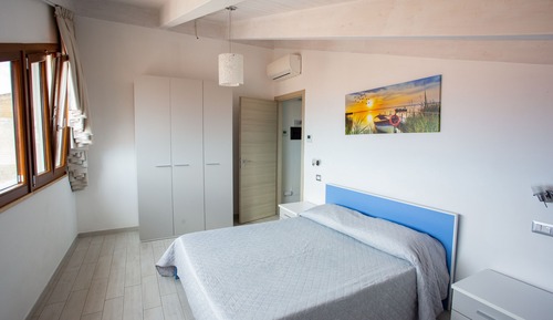 Apartamento familiar, baño privado, vistas al mar (	LEUCOSIA)