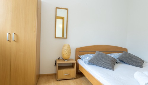 Apartamento, 1 habitación, patio (A1)