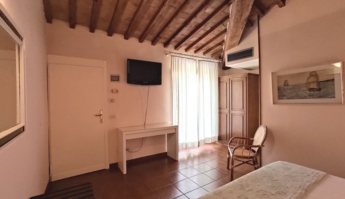 Habitación económica doble, 1 cama de matrimonio, vistas al jardín