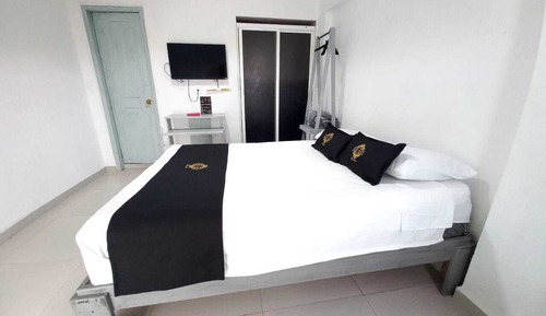 Habitación estándar con 1 cama doble o 2 individuales, no fumadores, planta baja (Palenque)