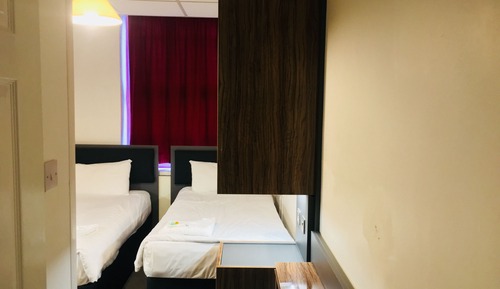 Twin Room - En suite