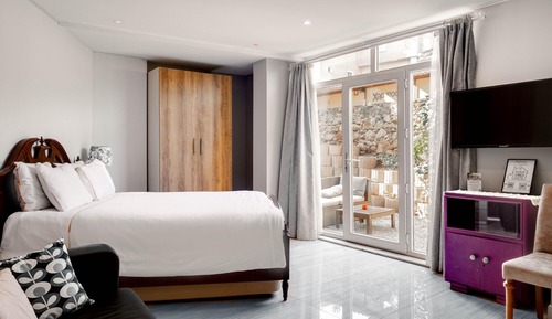 Habitación Confort doble, en la zona del jardín