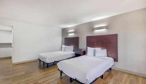 Habitación Deluxe, 2 camas dobles, accesible para personas con discapacidad, no fumadores