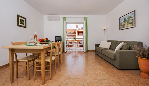 Apartamento, 2 habitaciones, balcón (A5)