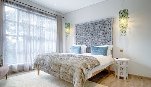 Habitación superior con 1 cama doble o 2 individuales