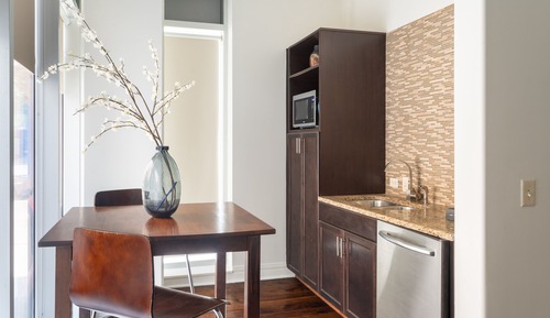 Suite estudio, 1 cama de matrimonio grande, no fumadores (Self Check-in with Virtual Front Desk)