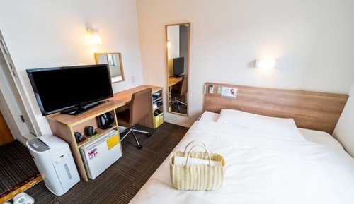 Habitación doble, fumadores (Semi-double bed)