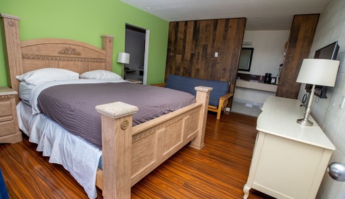 Habitación, 1 cama de matrimonio con sofá cama, cocina básica