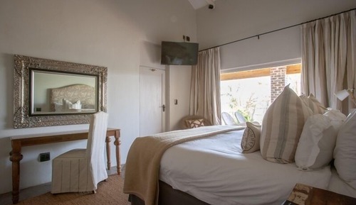 Casa de campo familiar, 1 habitación, vistas a la piscina, en la zona del jardín (Pool)