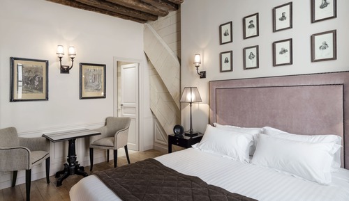 Habitación superior con 1 cama doble o 2 individuales, 1 cama de matrimonio