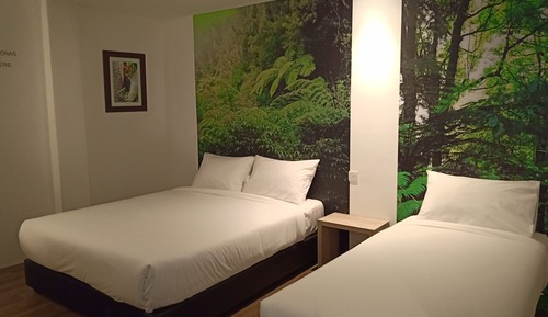 Habitación triple familiar, sin ventanas