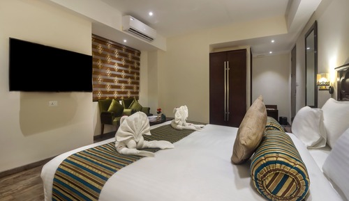 Habitación Deluxe, 1 cama de matrimonio grande, Aire acondicionado