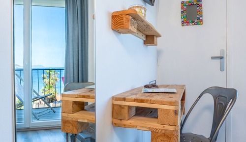 Habitación económica doble, balcón, vistas al mar (recyclage)