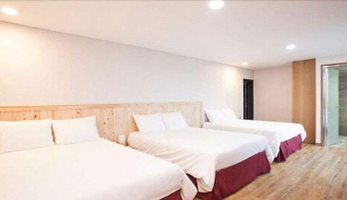 Habitación triple Deluxe, vistas a la montaña