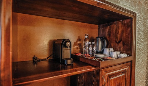 Ottoman Suite
