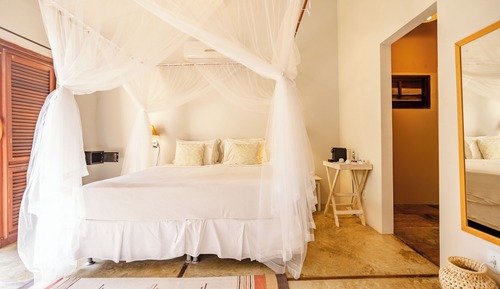 Habitación triple Confort, 1 habitación, vistas al patio, en la zona del jardín