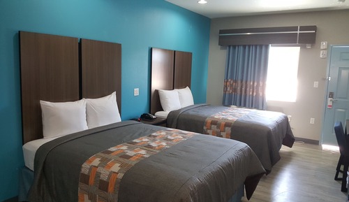 Habitación estándar, 2 camas de matrimonio, fumadores, frigorífico y microondas