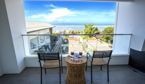 Ocean View Premium Suite Room