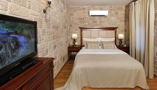 Habitación (Stone)