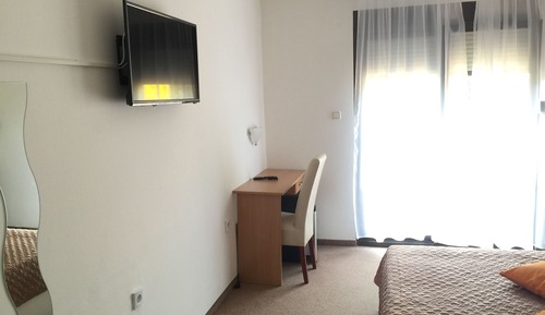 Habitación estándar doble, balcón, vistas a la ciudad