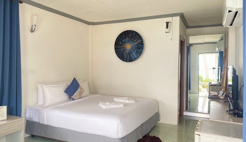 Bungalow with Sea View