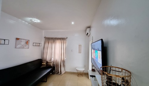 Apartamento de lujo, 2 habitaciones, cocina